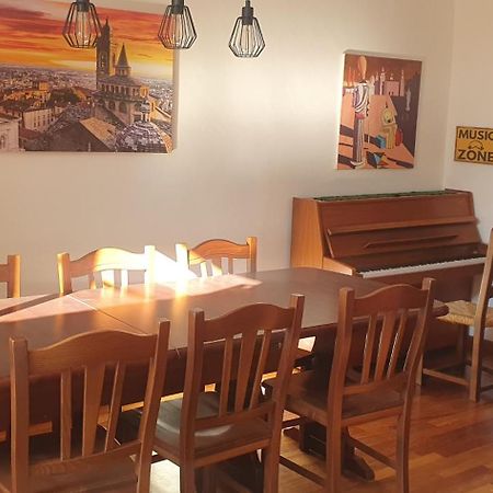 Ice Alley Home Citta Alta Бергамо Екстериор снимка
